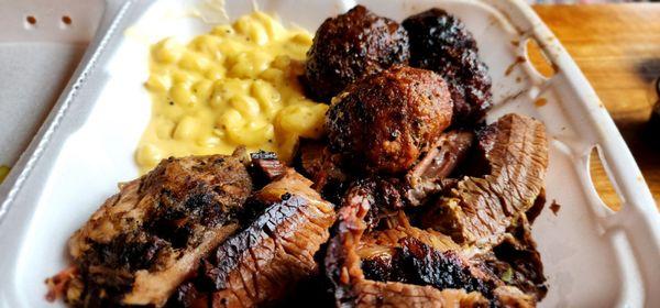 (Clockwise) Mac and Cheese, Brisket Balls in the Burnt End sauce, Brisket lean/ fatty cuts, Pulled Pork