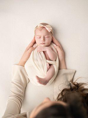 Paola Bizbiqi Photography