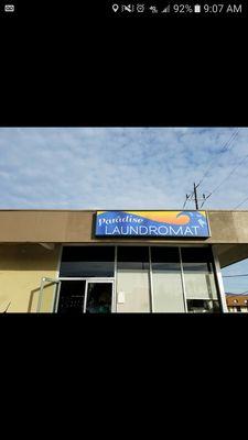 Family owned, bilingual business. Feel free to wash your own clothes, or drop it off to our employees for our wash and fold services!