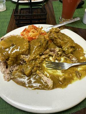 Curry chicken plate