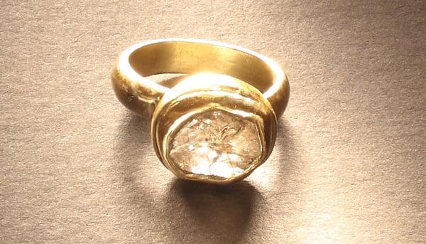 Engagement, commitment and wedding rings, hand made and one of a kind. We specialize in rough and rose cut diamonds.