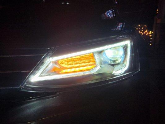 Vland Headlights installed on a 2016 VW Jetta