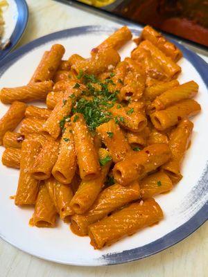 Spicy Vodka Rigatoni