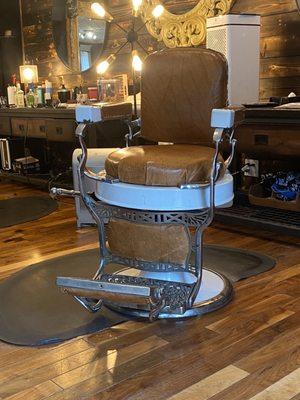 Sweet Barber Chair