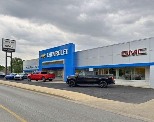 Paul-Richard GM Center