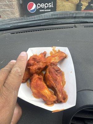 Look at the size off my finger compared to the wings