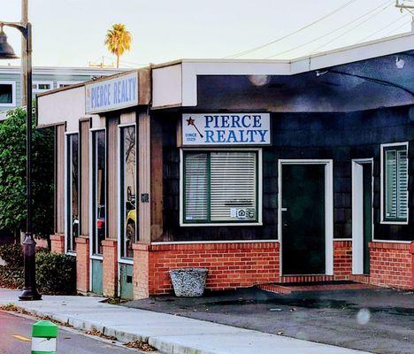 Pierce Charles Rl Est Pierce Realty