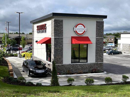 Building Exterior and Drive-Thru