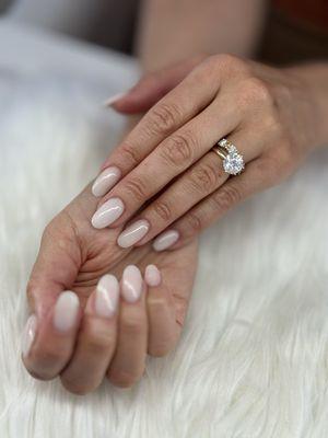 One of the tip my nails broke off completely on the second day. I came back in and Loc fixed it perfectly.