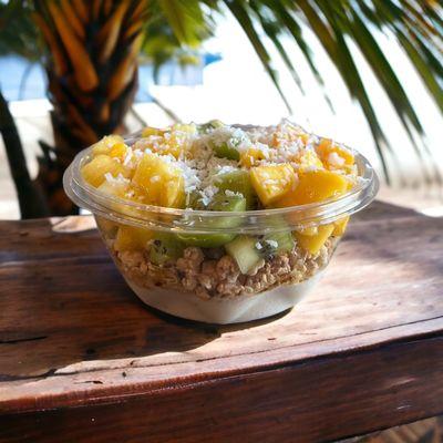 A Taste of Paradise: Graviola, Featured Granola, Kiwi, Pineapple, Mango, Agave, Coconut Flakes