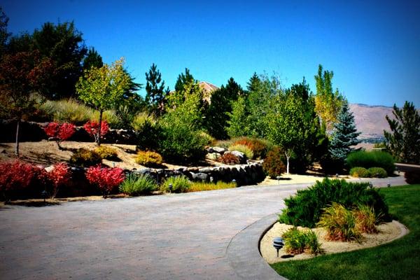 Oakcrest Landscaping