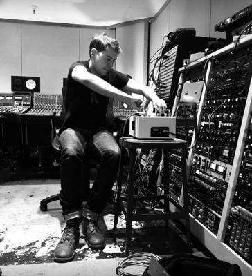 Emery Barter's Guitar, Bass and Vocal Lessons