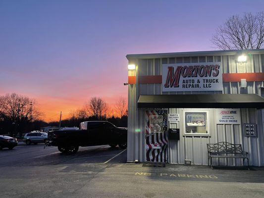 Morton's Automotive