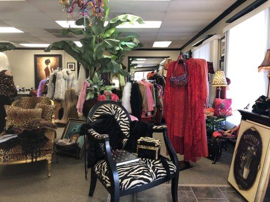 MIRAGE WIGS & Boutique - Fresno Ca
