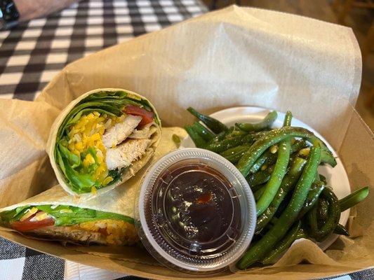 Grilled chicken wrap with green beans