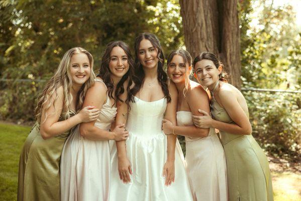 Maria's Alterations & Accessories