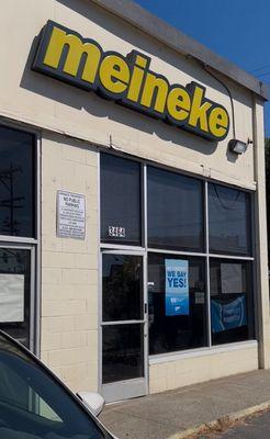 Avoid this place. I should have read the yelp reviews and avoided wasting my money and time.