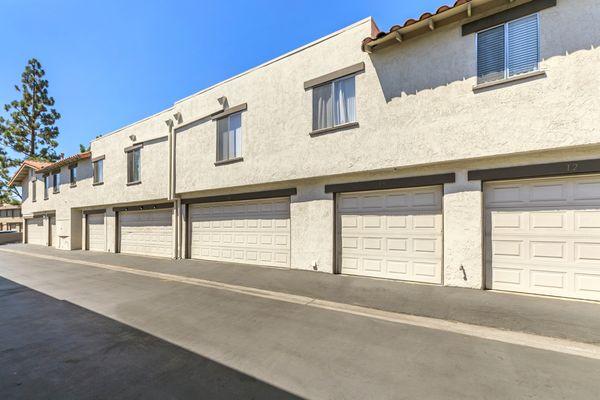 Carlyle Square Apartment Homes
