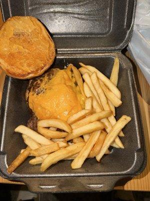 GOCHEW Burger & Sandwich