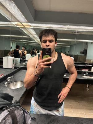 Latest photo of me after an upper body workout