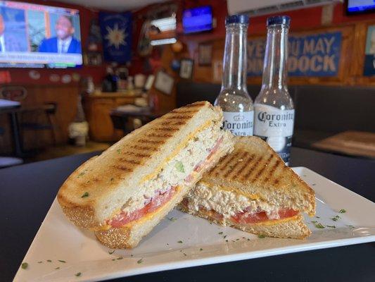 Johnny Kono's Bar & Grill