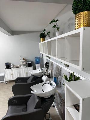 La More Beauty Lounge