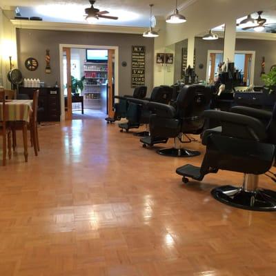 5th Avenue Barber & Shave Shop