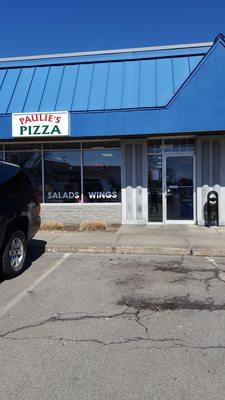 Paulie's Pizza