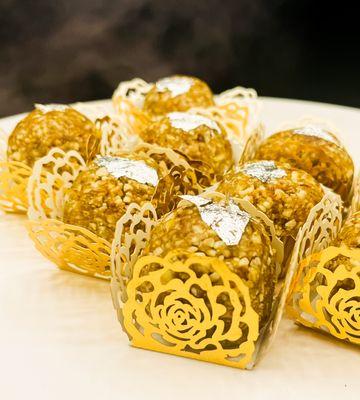 Dry fruits bites, no refined sugar, no jaggery, no gluten, no diary