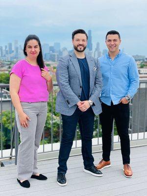 Meet the Team! Maria Villegas: Buyer's Agent Noé Fragoso: Team Leader and Listing Specialist Angel Bolivar: Buyer's Agent