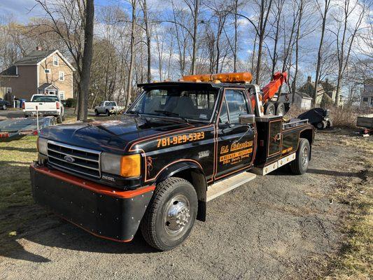 D I Richardson Wrecker/Recycling