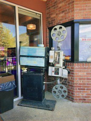 Magic Lantern Cinema