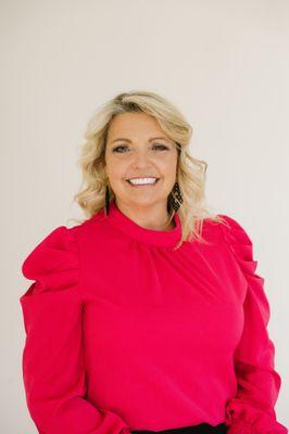 Julia DeMarce, REALTOR® with The Dream Team at eXp Realty, brings over a decade of real estate expertise to St. George and Southern Utah.