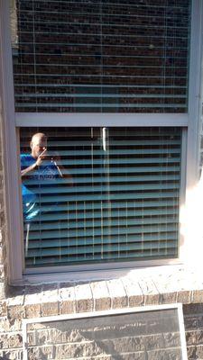 Interior and Exterior Window Cleaning in Fort Worth, Texas 76179.