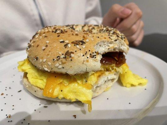 Everything bagel with bacon, cheese and egg