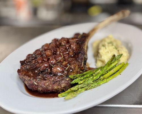 Mäksē Restaurant - Vacaville