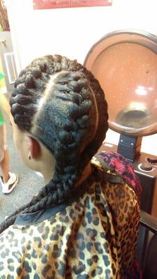 Nana's African Hair Braiding & Weaves