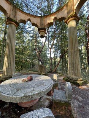 John S McMillin Memorial Mausoleum