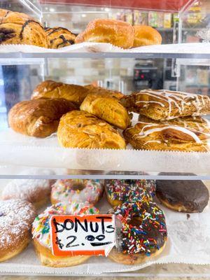 49 Columbia Newsstand & Luncheonette