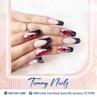 Take your nails to the next level. Personalized designs that make a statement.
 Let's book your next session today!
