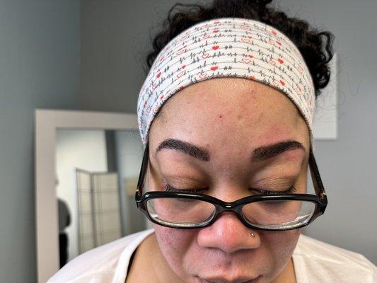 Brow wax with tint
