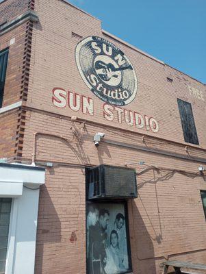 Sun Studio Entertainment