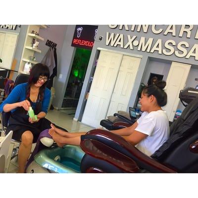 Hawaiian Gardens Hair & Nails