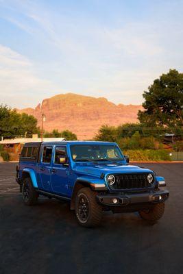 2024 Jeep Gladiator - Firestone M/T
