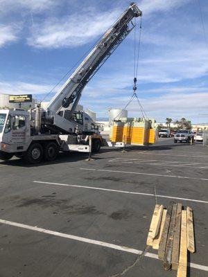 Heavy equipment lifting ... 25k lb machine Moved it no problem