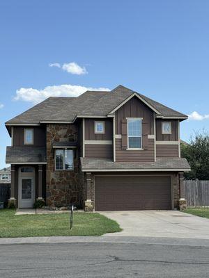 Manuel Chavez Professional Roofing & Remodeling LLC