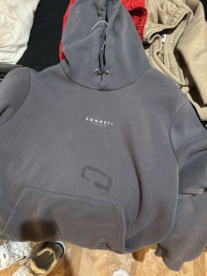 Like it's a $30 sweater I wasn't even making a big deal about it lol