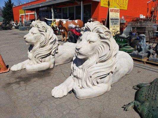 Pine Street Antique Gallery