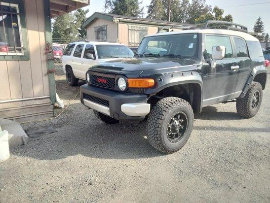 Wow talk about a group of friendly salesmen i give wilsons motors a five star rating my new toyota fj cruiser runs like new i love it !!!