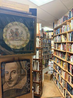 Maxwell's House of Books